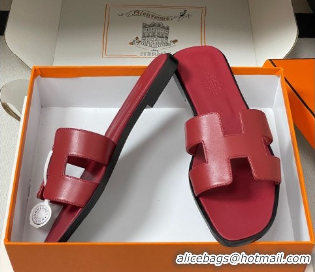 Feminine Hermes Oran Classic Flat Slides Sandal in Smooth Calfskin Dark Red 2025 H081803