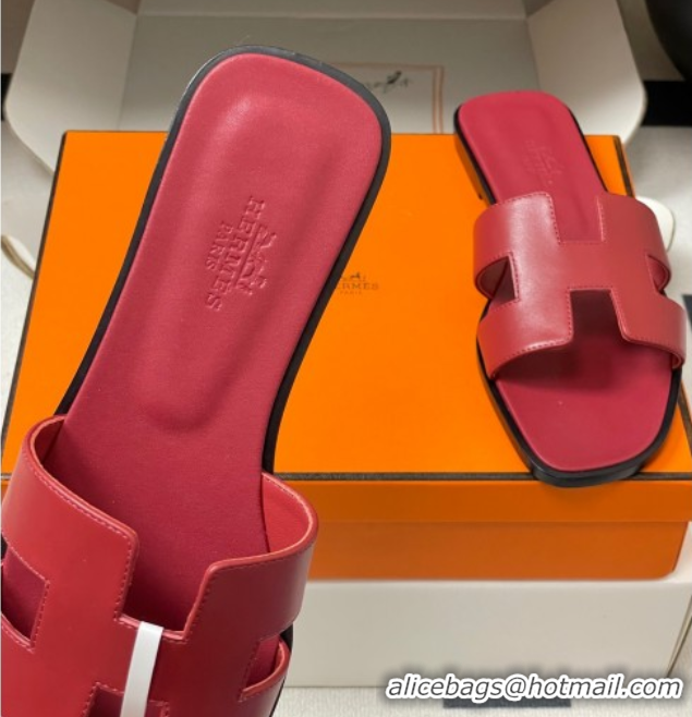 Feminine Hermes Oran Classic Flat Slides Sandal in Smooth Calfskin Dark Red 2025 H081803