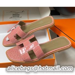 Pretty Style Hermes Oran Classic Flat Slides Sandal in Crocodile Embossed Calfskin Light Pink 2025 H081803