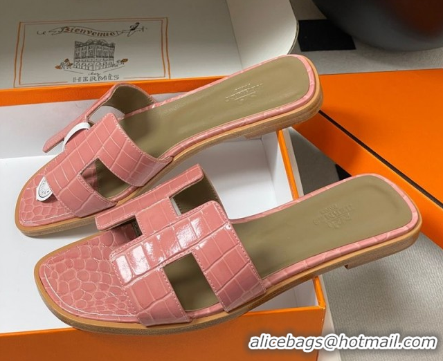 Pretty Style Hermes Oran Classic Flat Slides Sandal in Crocodile Embossed Calfskin Light Pink 2025 H081803