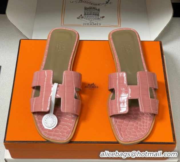 Pretty Style Hermes Oran Classic Flat Slides Sandal in Crocodile Embossed Calfskin Light Pink 2025 H081803