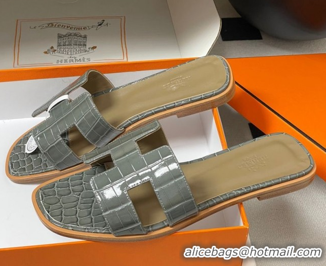 Best Grade Hermes Oran Classic Flat Slides Sandal in Crocodile Embossed Calfskin Grey 2025 H081803