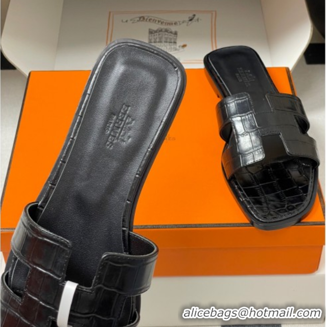 Charming Hermes Oran Classic Flat Slides Sandal in Stone Embossed Calfskin Black 2025 H081803