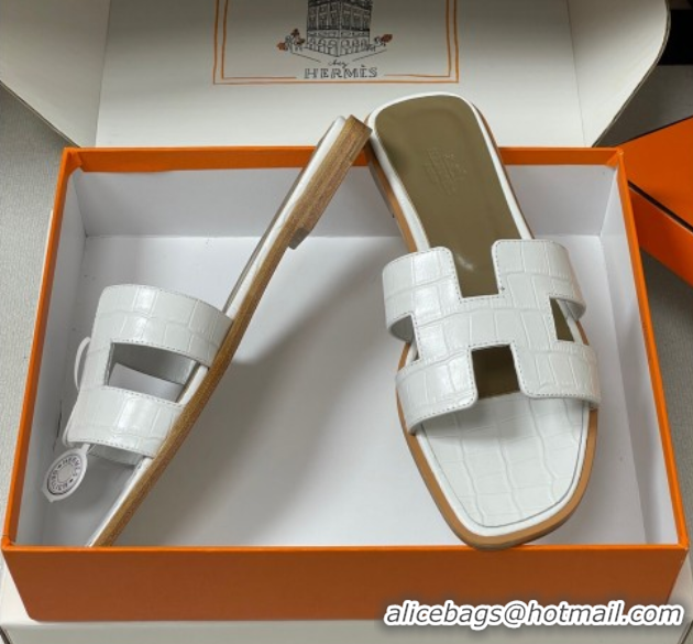 Popular Style Hermes Oran Classic Flat Slides Sandal in Stone Embossed Calfskin White 2025 H081803