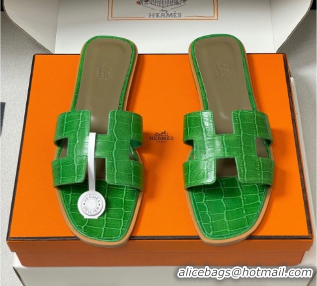 Stylish Hermes Oran Classic Flat Slides Sandal in Stone Embossed Calfskin Green 2025 H081803