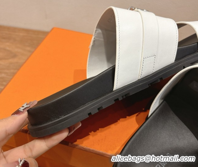 Luxurious Hermes Jackson Flat Slides Sandal in Smooth Calfskin White/Black 2025 H082008 0820084