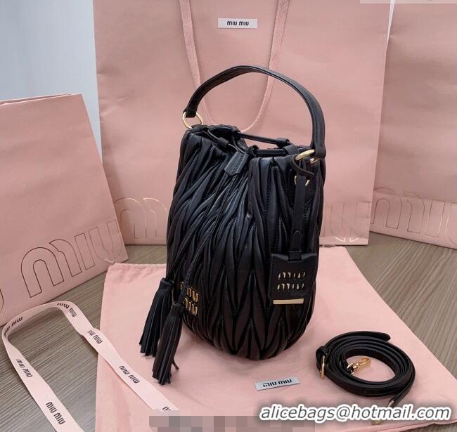 Good Product Miu Miu Matelasse nappa leather bucket bag 5BE084 Black 2025