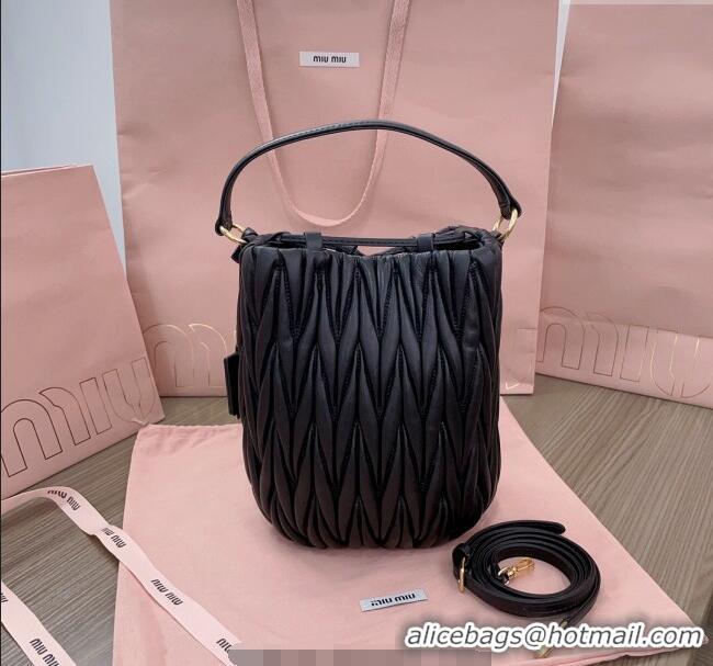 Good Product Miu Miu Matelasse nappa leather bucket bag 5BE084 Black 2025