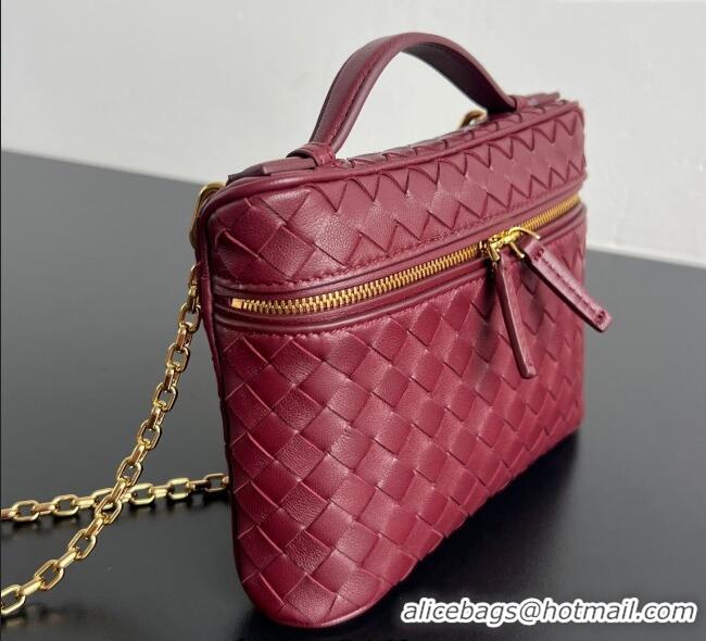Trendy Design Bottega Veneta Small Soft Vanity Bag in Intrecciato Leather 843800 Barolo Red 2025