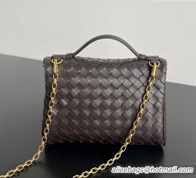 Top Grade Bottega Veneta Small Soft Vanity Bag in Intrecciato Leather 843800 Fondant Brown 2025