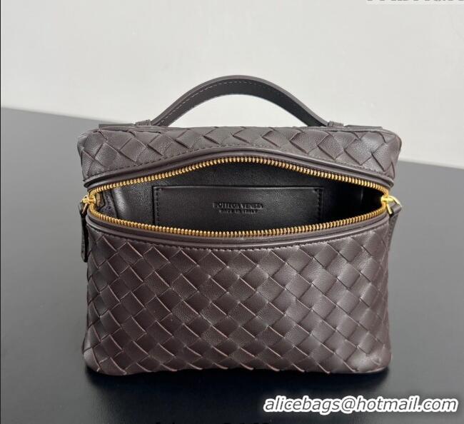 Top Grade Bottega Veneta Small Soft Vanity Bag in Intrecciato Leather 843800 Fondant Brown 2025
