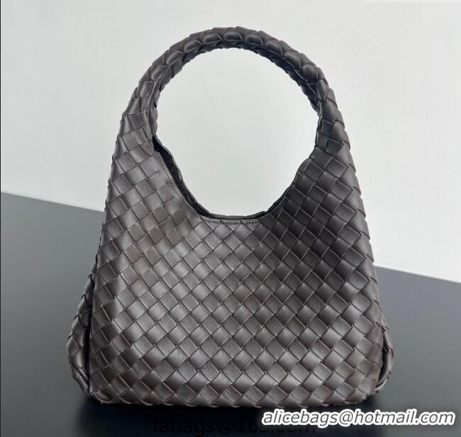 Pretty Style Bottega Veneta Campana Shoulder Bag in Intrecciato Leather 844249 Fondant Brown 2025