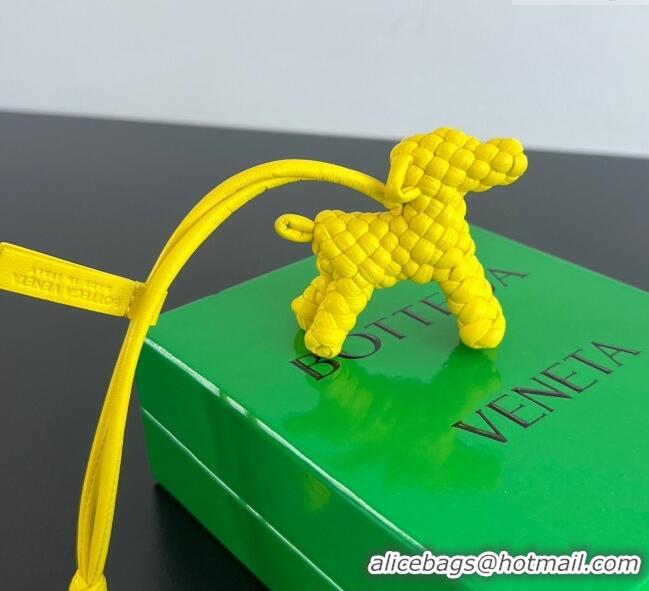 Trendy Design Bottega Veneta Dog Charm in Intrecciato Leather 807068 Sulfur Yellow 2025