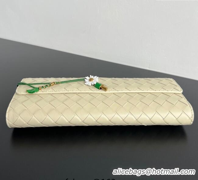Good Taste Bottega Veneta Andiamo Daisy Long Clutch Bag in Intrecciato Leather 836810 Sea Salt 2025