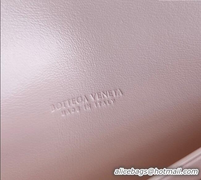 Promotional Bottega Veneta Andiamo Daisy Long Clutch Bag in Intrecciato Leather 836810 Seashell Pink 2025