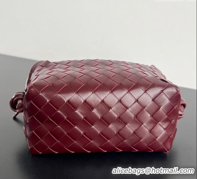 Top Design Bottega Veneta Small Loop Cross-Body Bag in Intrecciato Leather 796615 Barolo Red 2025