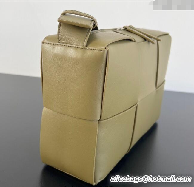 Super Quality Bottega Veneta Mens Arco Camera Bag Bag in Intrecciato Leather 731165 Algae Green 2025