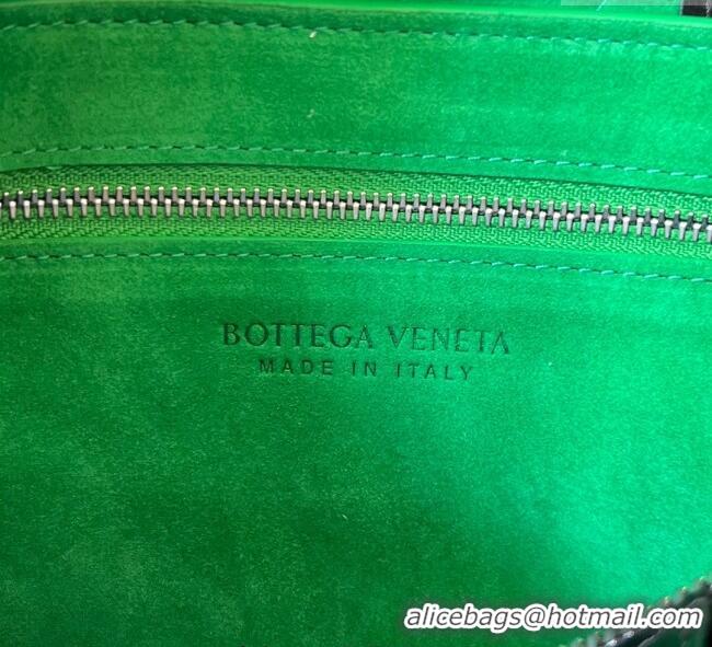 Inexpensive Bottega Veneta Men's Arco Camera Bag Bag in Intrecciato Leather 731165 Black 2025