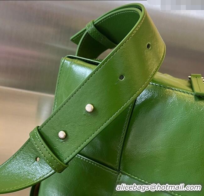 Famous Brand Bottega Veneta Mens Arco Camera Bag Bag in Intrecciato Leather 731165 Countryside Green 2025