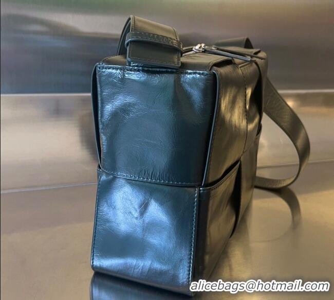 Classic Discount Bottega Veneta Mens Arco Camera Bag Bag in Intrecciato Leather 731165 Dark Green 2025