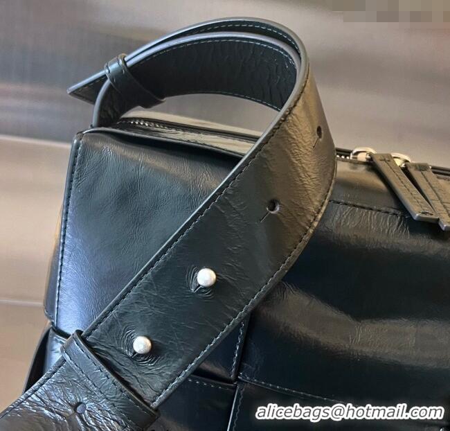 Classic Discount Bottega Veneta Mens Arco Camera Bag Bag in Intrecciato Leather 731165 Dark Green 2025