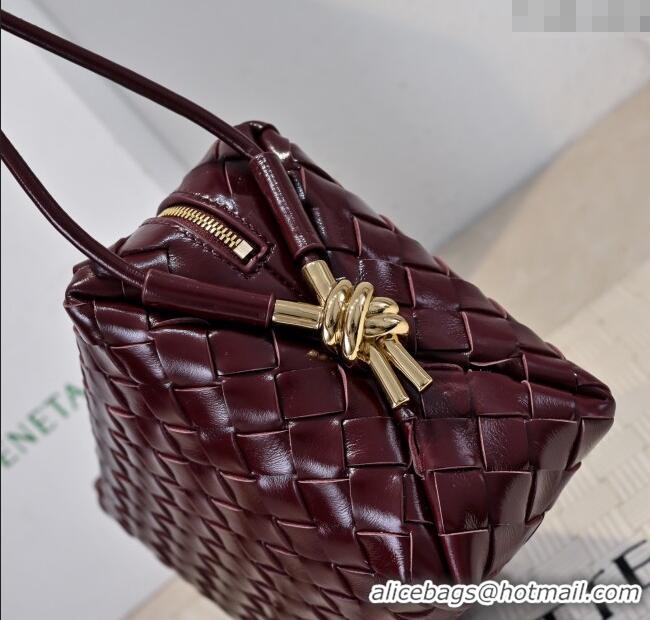Luxury Discount Bottega Veneta Loop Camera Bag in Intrecciato Leather 723548 Burgundy 2025