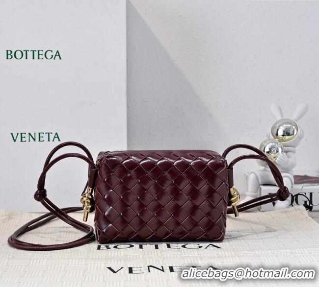 Modern Classic Bottega Veneta Mini Loop Camera Bag in Intrecciato Leather 723547 Burgundy 2025
