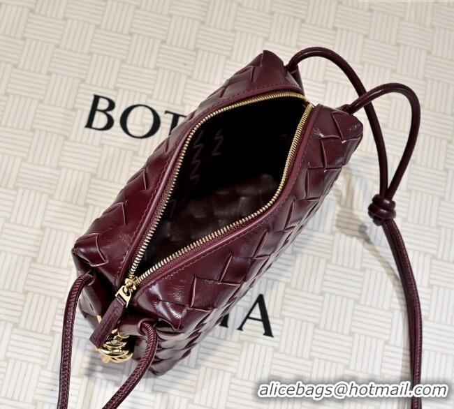 Modern Classic Bottega Veneta Mini Loop Camera Bag in Intrecciato Leather 723547 Burgundy 2025