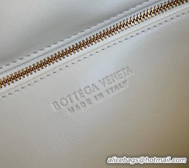 Super Quality Bottega Veneta Madison bag in Supple Lambskin 836296 Sea Salt 2025