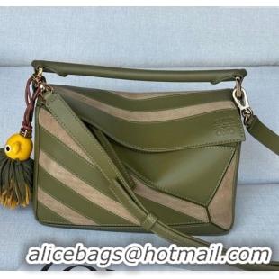 Top Design Loewe Small Puzzle bag in classic calfskin and suede L5007 Olive Green/Gold 2025 (No Charm)
