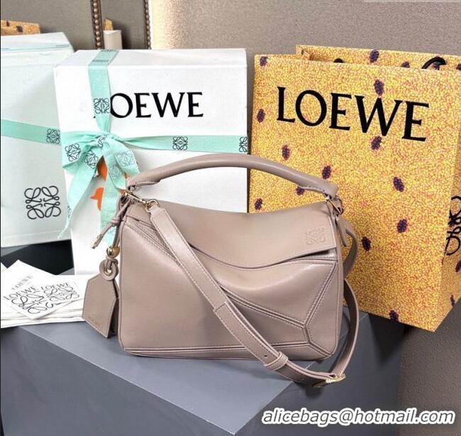 Spot Bulk Loewe Small Featherlight Puzzle Bag In Nappa Lambskin L5011 Powder Grey 2025