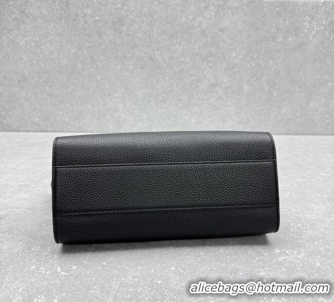 Top Grade The Row Marlo 12 Bag in Grained Leather 1895 Black 2025