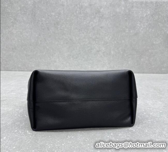 Best Quality The Row Henri Shoulder Bag in Grained Leather 1884 Black 2025