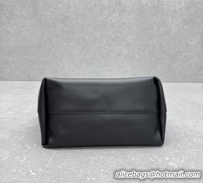 Classic Specials The Row Henri Shoulder Bag in Smooth Leather 1884 Black 2025