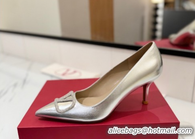 Good Looking Valentino VLogo Signature Pumps 7.5cm in Calfskin Leather and Strass Silver VA082102