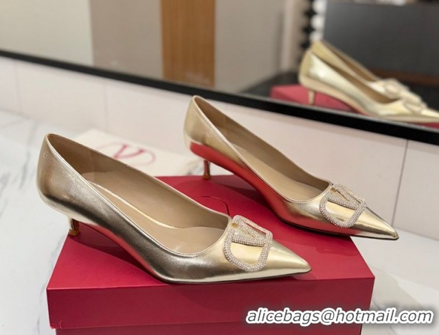 Unique Style Valentino VLogo Signature Pumps 4.5cm in Calfskin Leather and Strass Gold VA082102