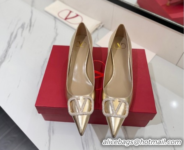 Unique Style Valentino VLogo Signature Pumps 4.5cm in Calfskin Leather and Strass Gold VA082102