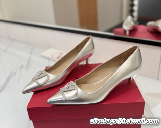 Good Quality Valentino VLogo Signature Pumps 4.5cm in Calfskin Leather and Strass Silver VA082102