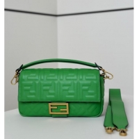 Famous Brand Fendi Baguette Medium Nappa Leather Bag 0135M Green 2025