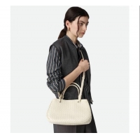 Luxury Cheap Bottega Veneta Basket Bag in Intrecciato Leather 836261 Sea Salt 2025