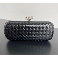 Modern Classic Bottega Veneta Knot Long Clutch in Intreccio Leather 0801 Black 2025
