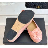 Top Design Chanel Quilted Calfskin & Wood-Like Loafers with Studs and Camellia Bloom Light Pink 50901129