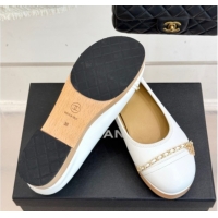 Best Product Chanel Lambskin & Wood-Like Loafers with Chain White 2025 CH090114