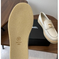 Durable Chanel Smooth Calfskin Loafers CH9338 Beige