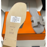 Durable Hermes Oran Classic Flat Slides Sandal in Palm-Grained Calfskin Grey H081803