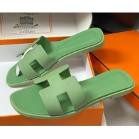 Most Popular Hermes Oran Classic Flat Slides Sandal in Palm-Grained Calfskin Light Green H081803