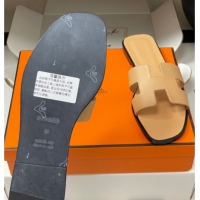 Unique Style Hermes Oran Classic Flat Slides Sandal in Smooth Calfskin Beige Yellow 2025 H081803