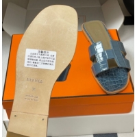 Luxurious Hermes Oran Classic Flat Slides Sandal in Crocodile Embossed Calfskin Blue 2025 H081803