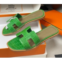 Stylish Hermes Oran Classic Flat Slides Sandal in Stone Embossed Calfskin Green 2025 H081803