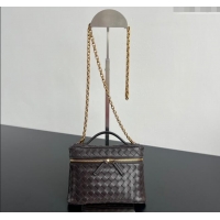 Top Grade Bottega Veneta Small Soft Vanity Bag in Intrecciato Leather 843800 Fondant Brown 2025